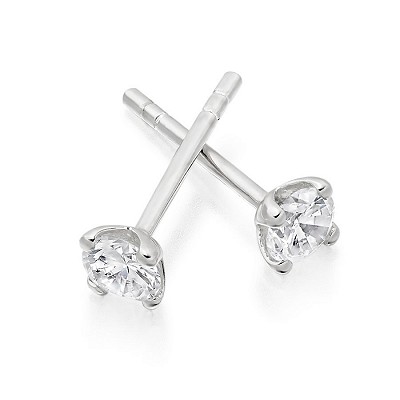  Round Brilliant Cut Diamond Stud Earrings